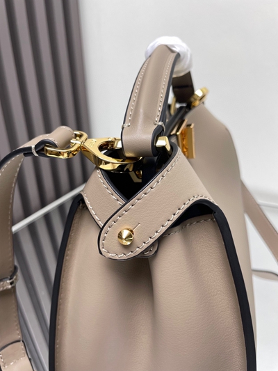 フェンディバッグ内部構造